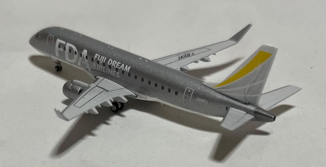 航空機・ヘリコプター FDA ERJ-170 JA10FJ Silver JA10FJ FDA - Fuji Dream Airlines Embraer ERJ-175